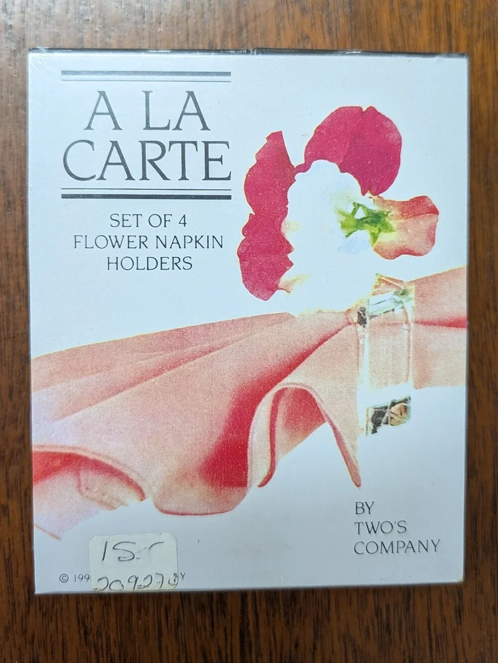 new A LA CARTE by TWO'S COMPANY flower napkin holder set of 12